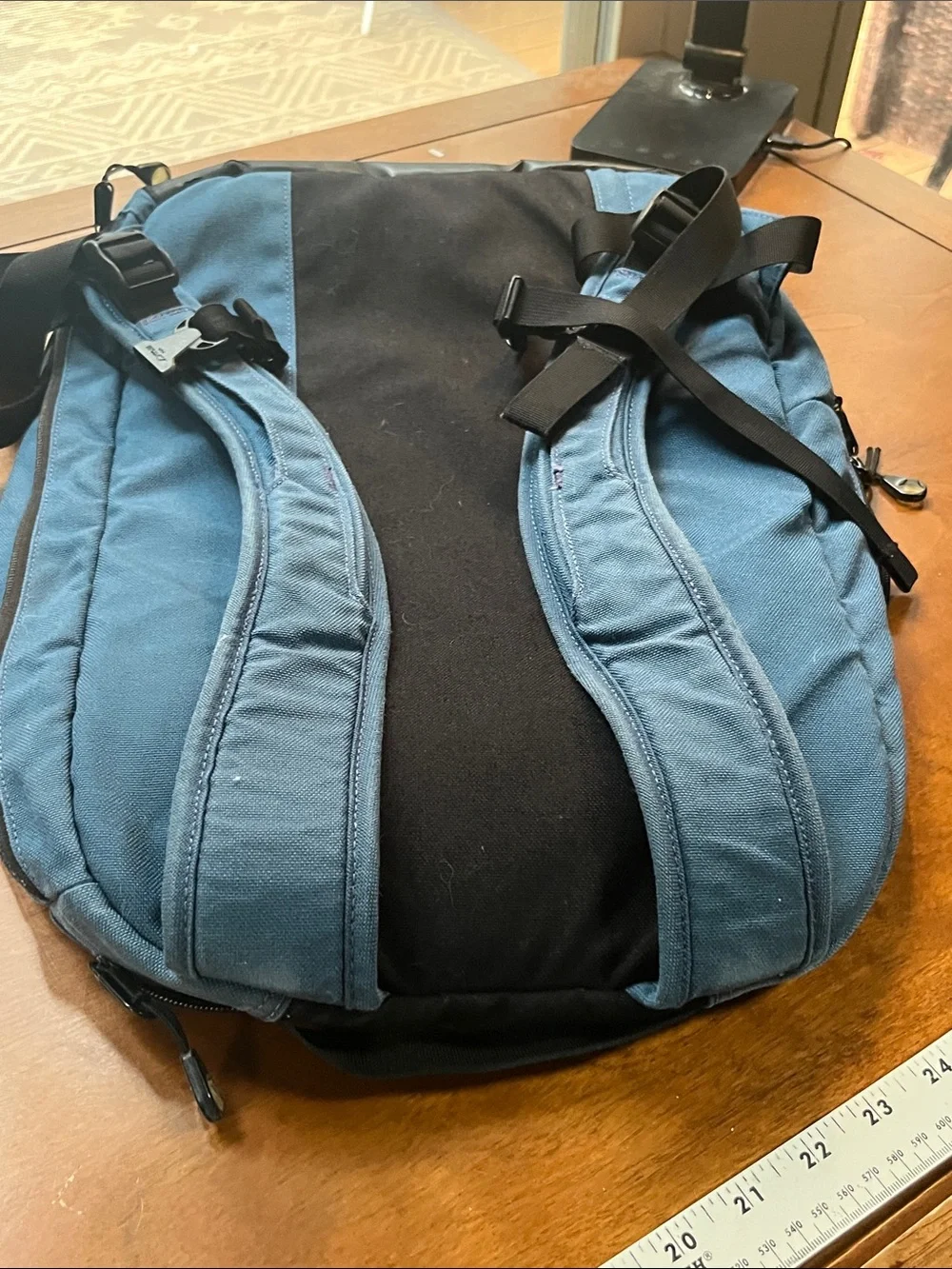 Timbuk2 Blue and Black Men's Messenger Bag Laptop Backpack